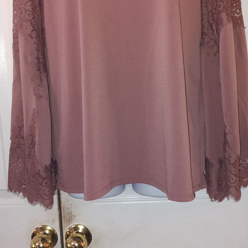 Adrianna Papell mauve long sleeve lace embellished bell sleeve blouse Sz XL - Picture 2 of 7